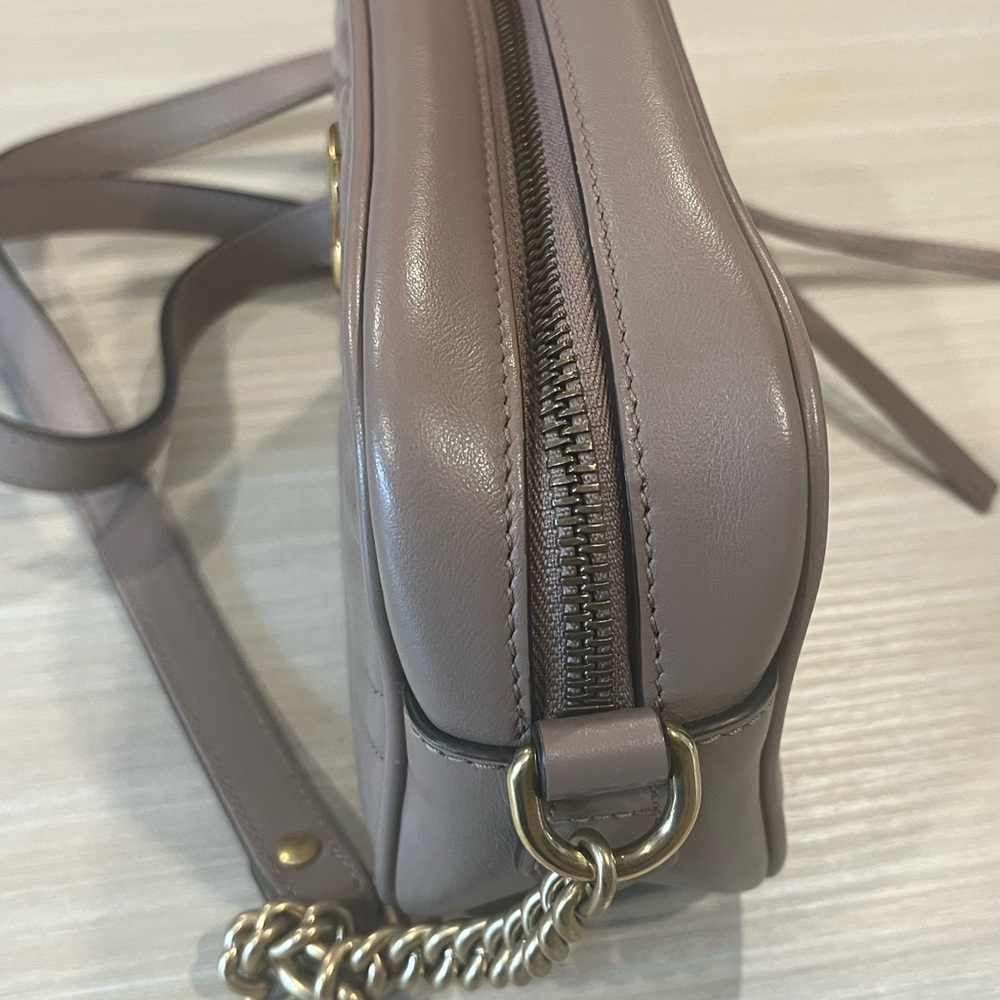 Gucci Mini GG Maramont Taupe Leather Crossbody Camera Bag - Picture 6 of 10